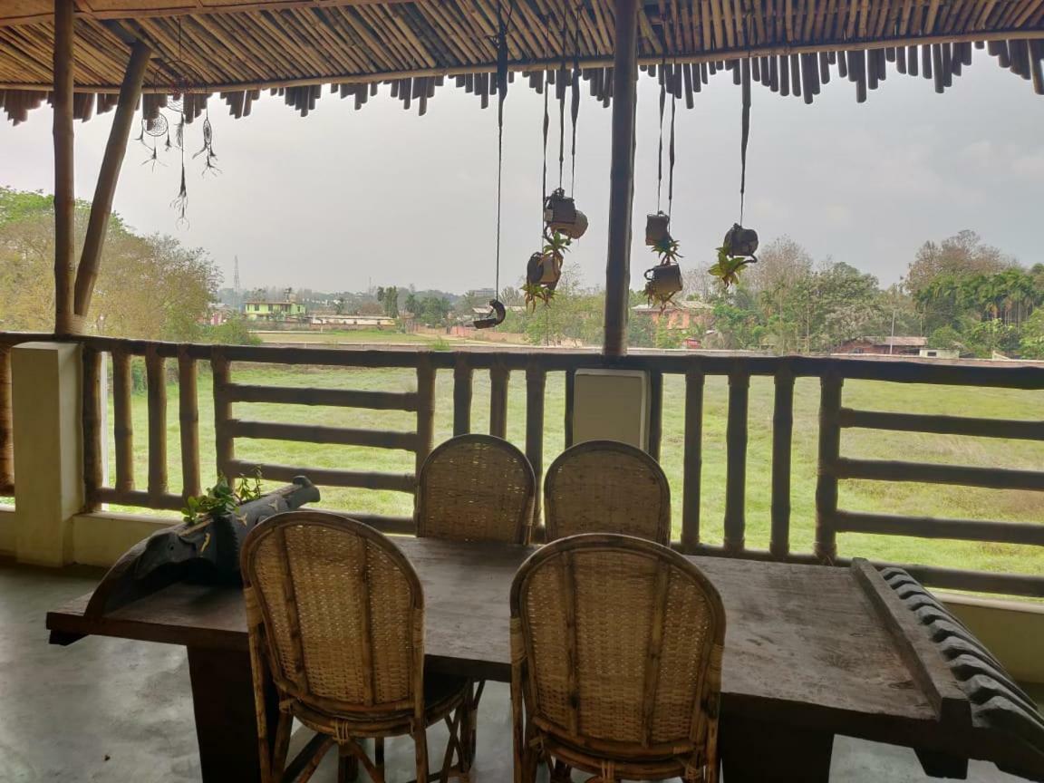 Longchen Homestay Dimapur Ngoại thất bức ảnh